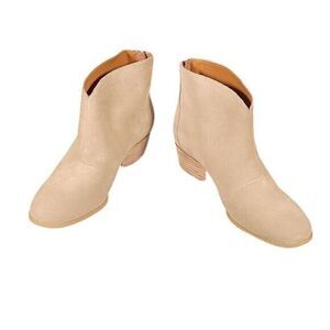 Nine West Jarrad Ankle Boot Sz 6M